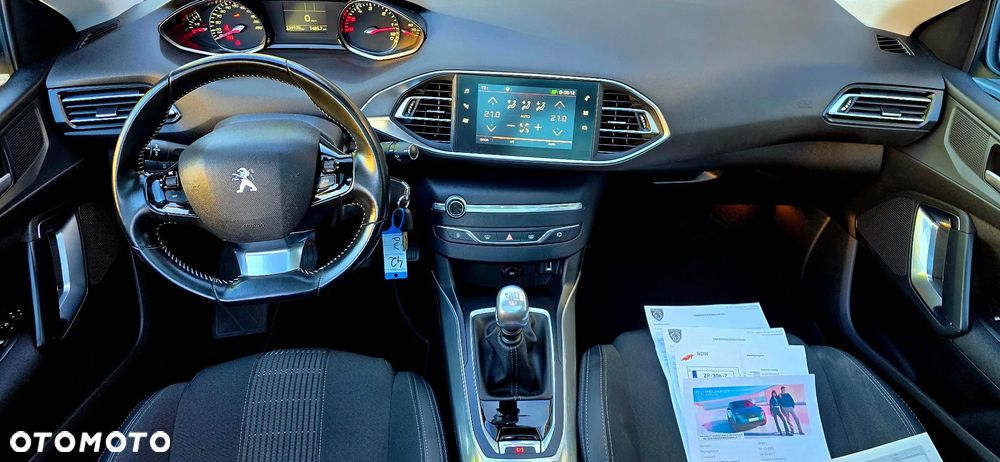 Peugeot 308 BlueHDi 130 Stop & Start Allure Pack - 24