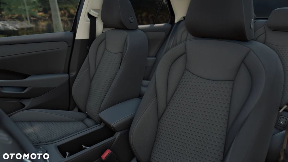 Volkswagen T-Roc 1.5 eTSI Life DSG - 10