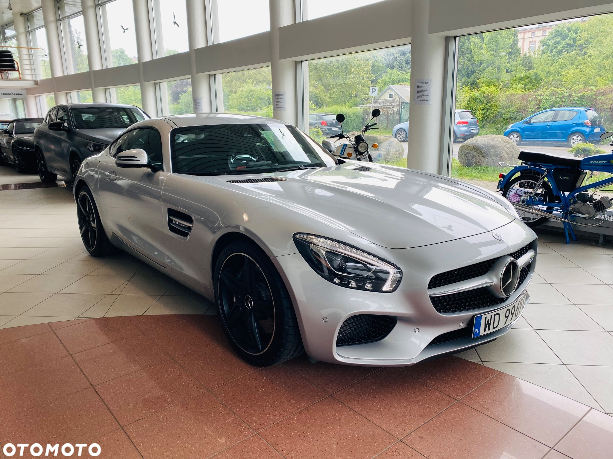 Mercedes-Benz AMG GT Standard - 14