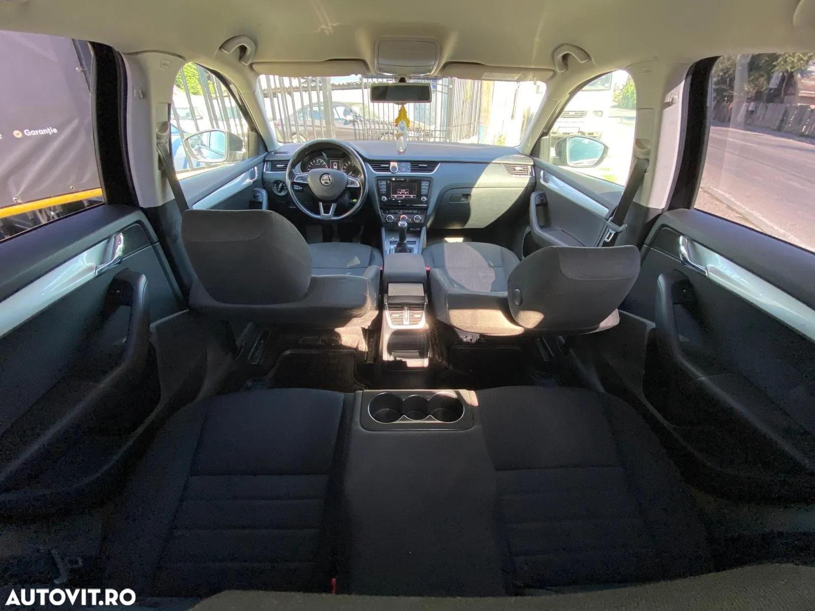 Skoda Octavia 1.6 TDI ACTIVE - 9
