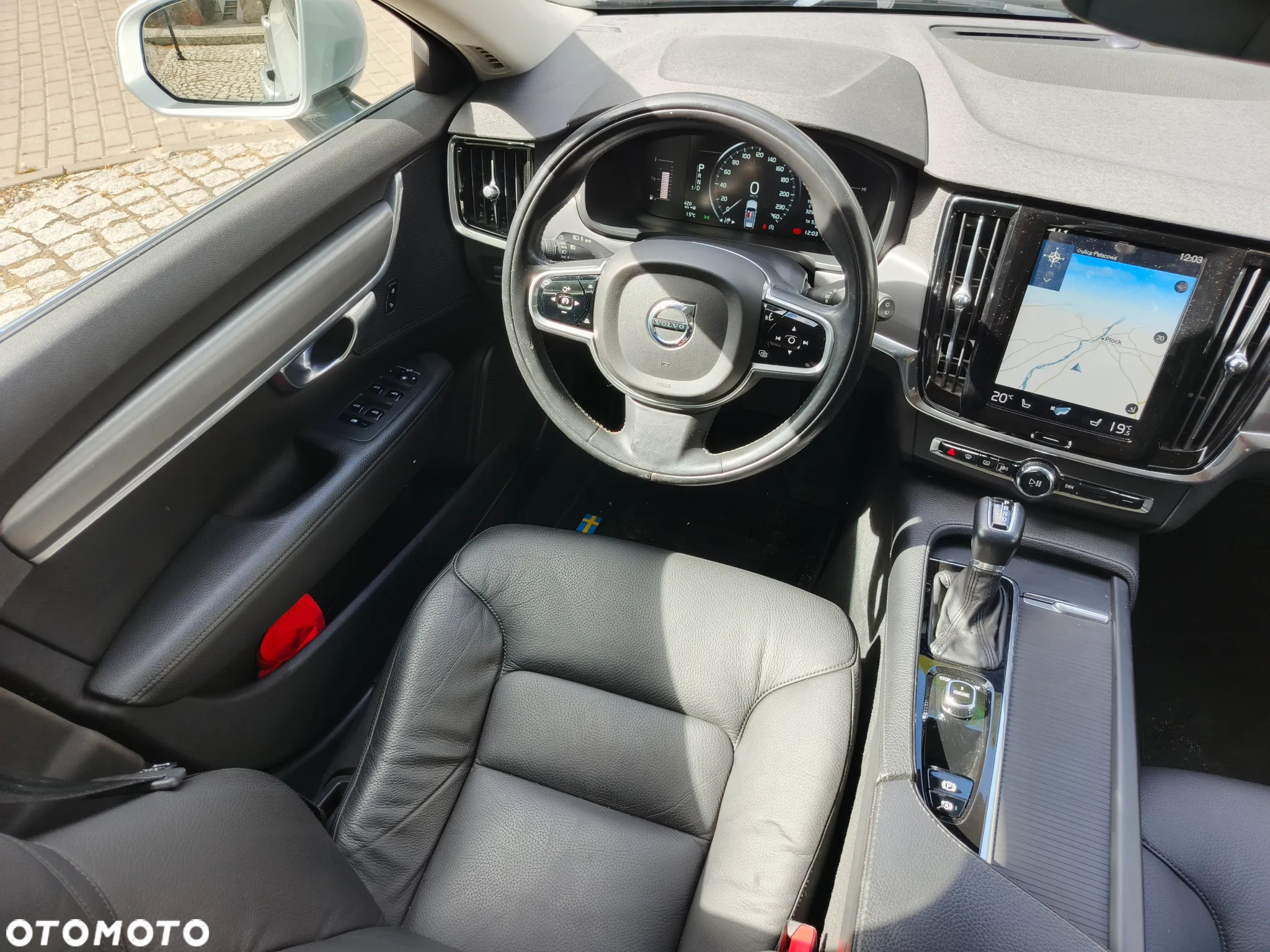 Volvo V90 D5 AWD Momentum - 10