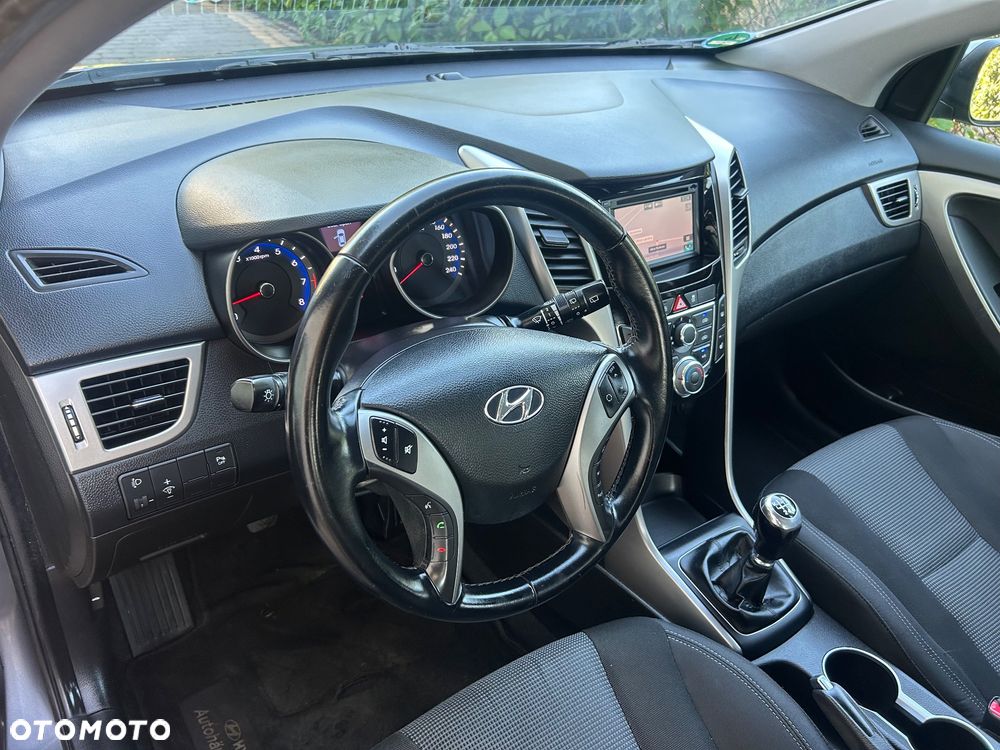 Hyundai i30 1.4 Comfort - 27