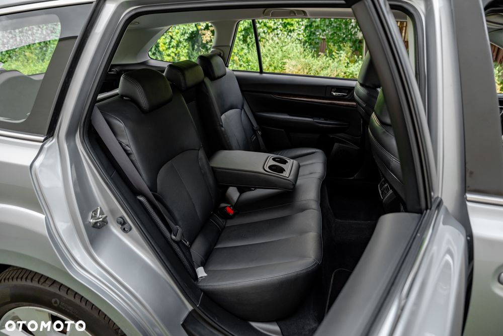 Subaru Outback 3.6 R Exclusive Navi - 7