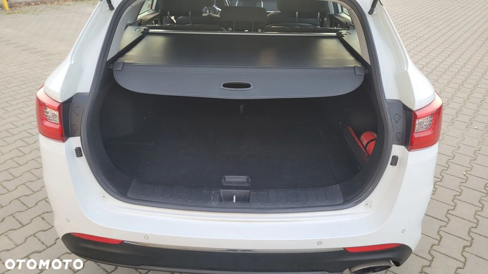 Kia Optima 2.0 M - 6