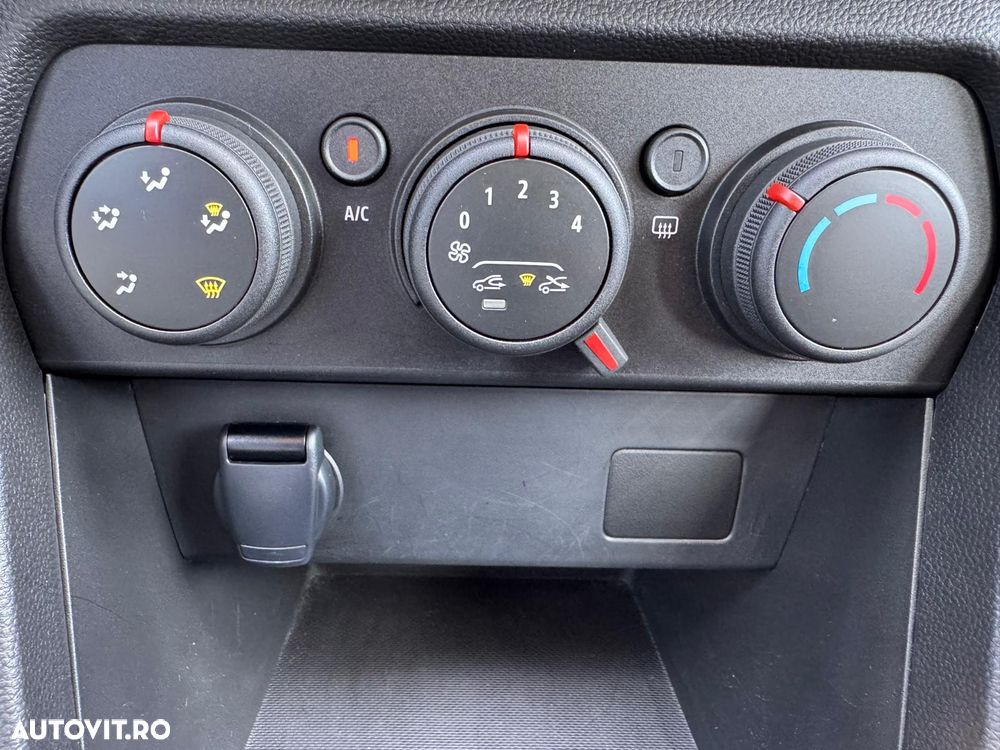 Dacia Logan TCe 90 MT6 Expression - 23