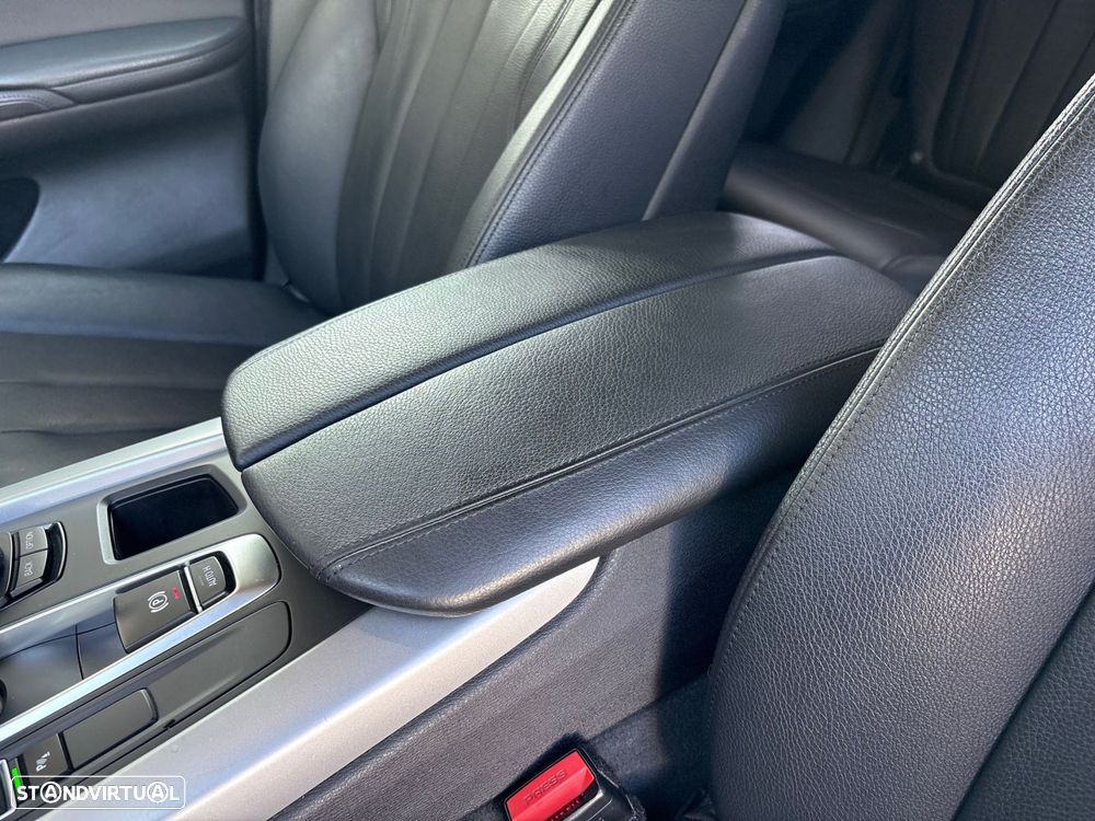 BMW X5 25 d sDrive Comfort 7L - 13