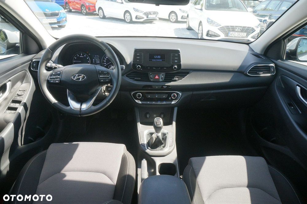 Hyundai i30 1.0 T-GDI Modern - 10
