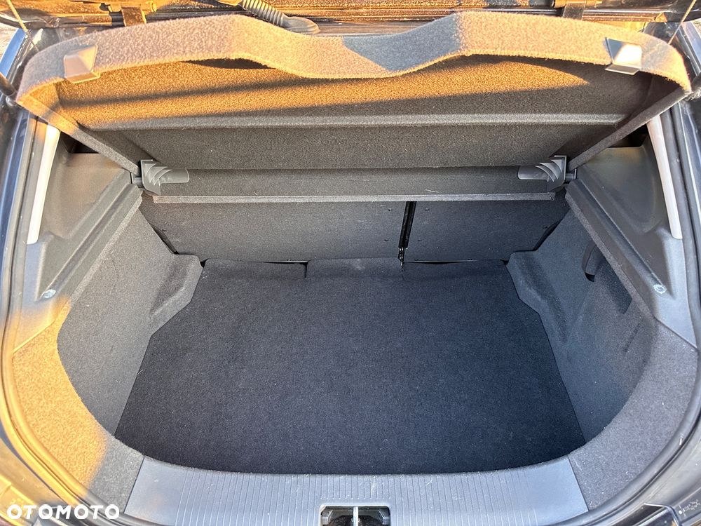 Opel Astra 1.4 Essentia - 13