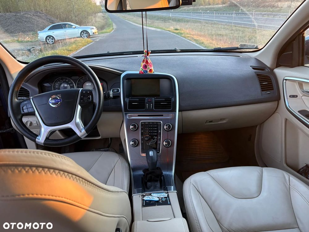 Volvo XC 60 - 14
