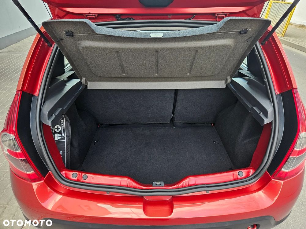 Dacia Sandero Stepway - 13