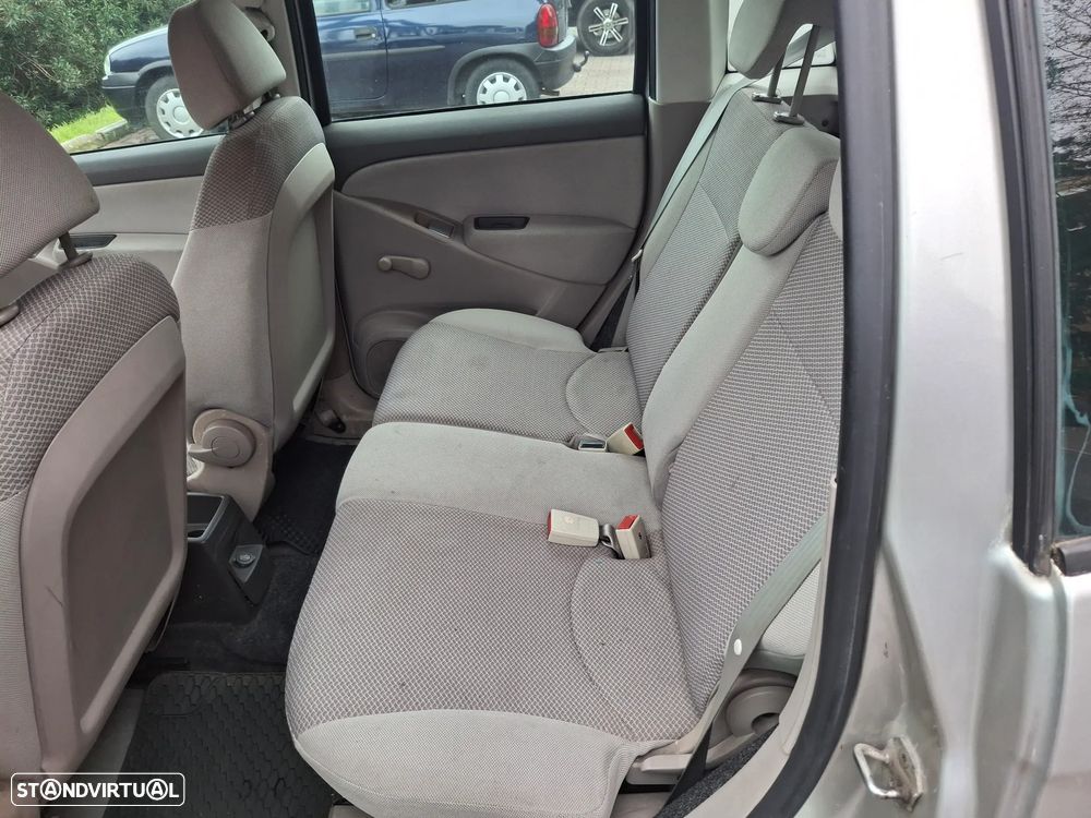 Fiat Idea 1.3 M-Jet Emotion - 11