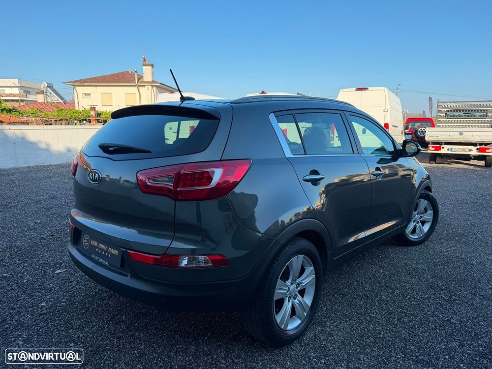 Kia Sportage 1.7 CRDI ISG LX - 4