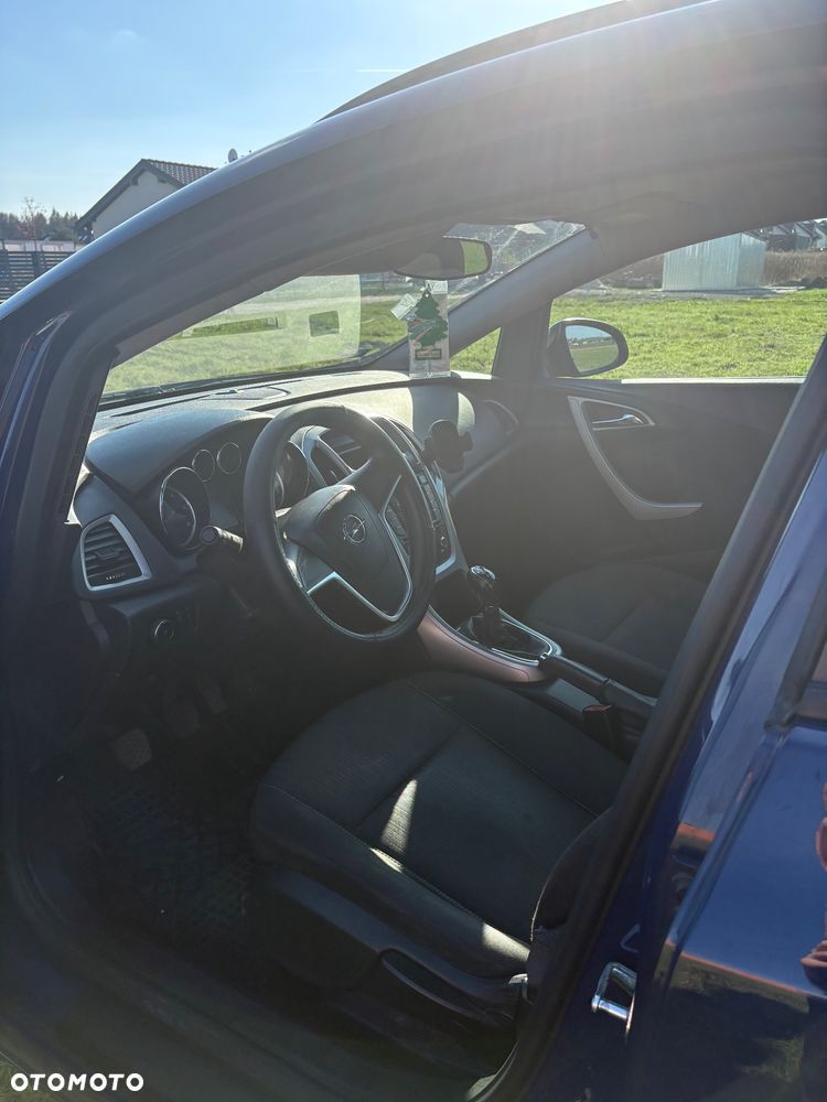 Opel Astra 1.7 CDTI - 8