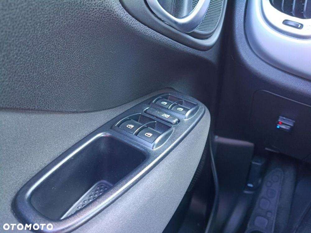 Fiat 500L 1.4 16V Connect - 20