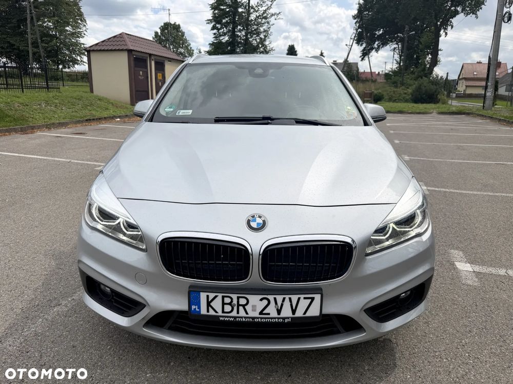BMW Seria 2 218d - 2