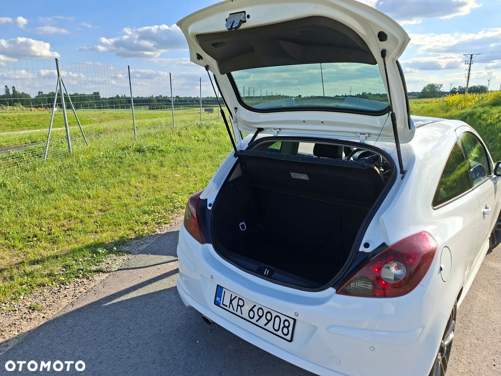 Opel Corsa 1.4 16V Limited Edition - 23