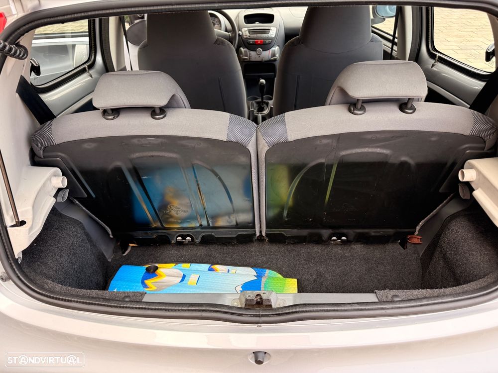 Peugeot 107 1.0 Urban - 15