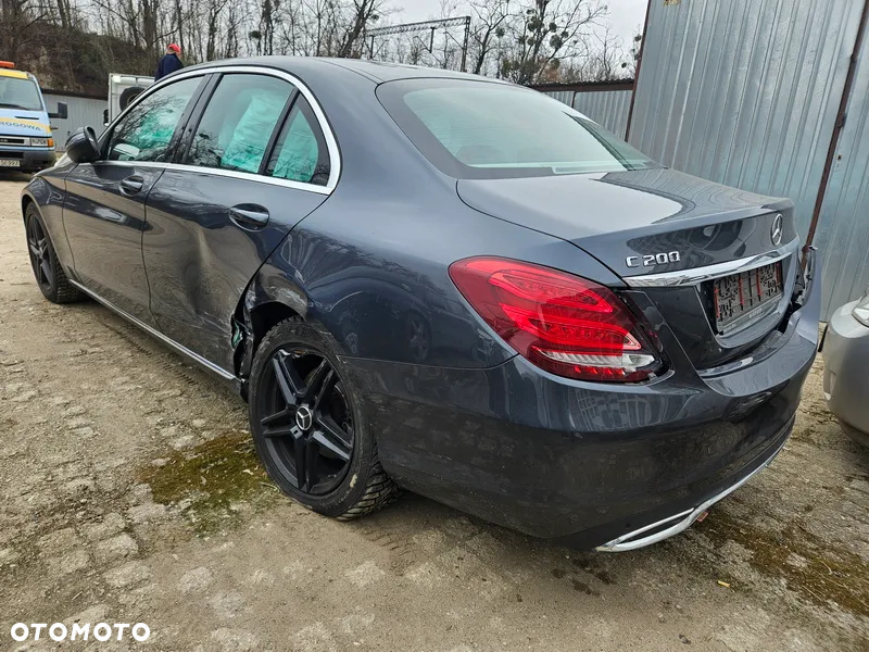 Mercedes-Benz Klasa C 200 4-Matic 9G-TRONIC - 15