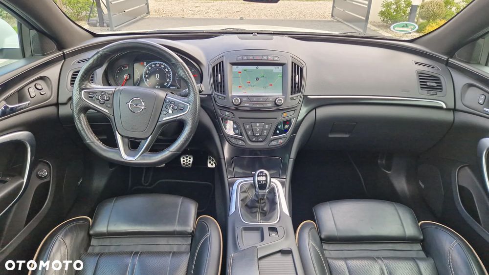 Opel Insignia Country Tourer 2.0 Diesel 4x4 Exclusive - 6