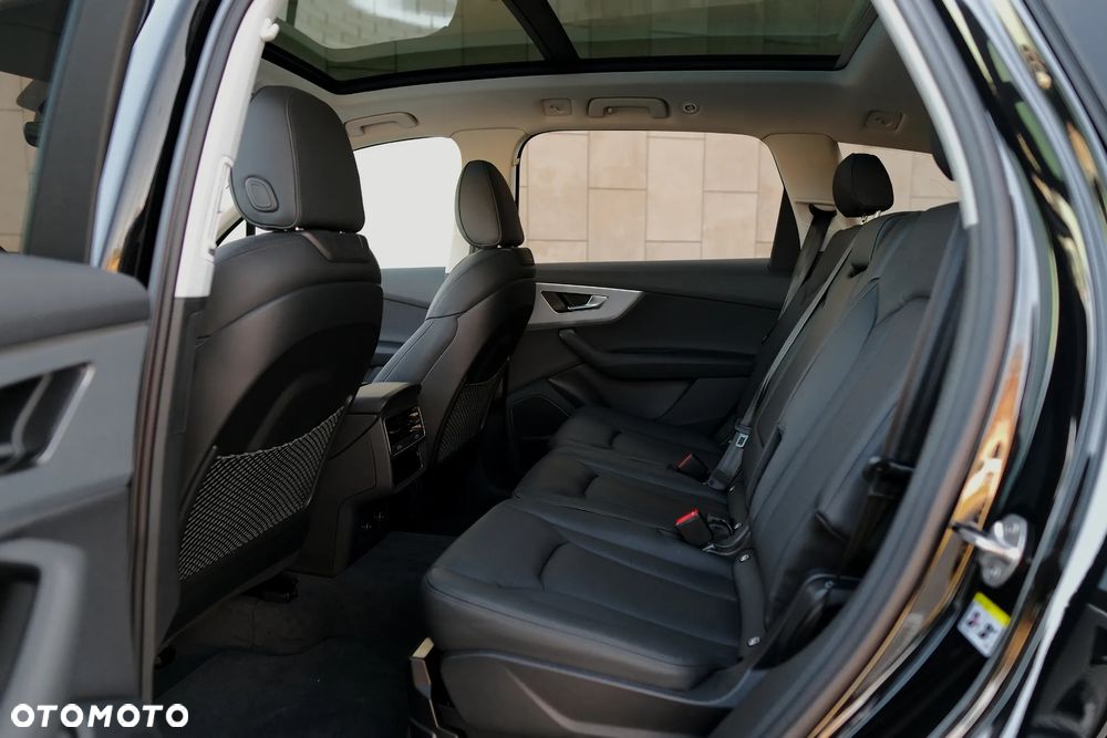 Audi Q7 50 TDI mHEV Quattro S Line Tiptr - 34