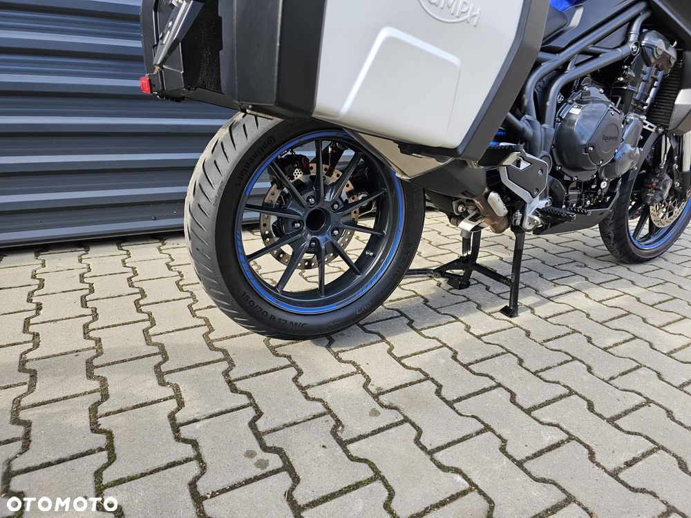 Triumph Tiger - 23