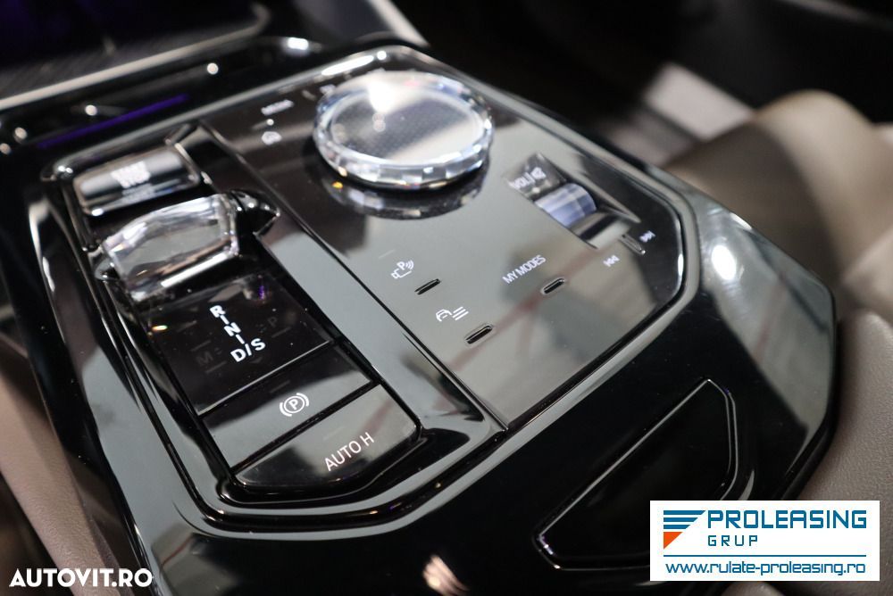 BMW Seria 5 520d xDrive AT MHEV - 12