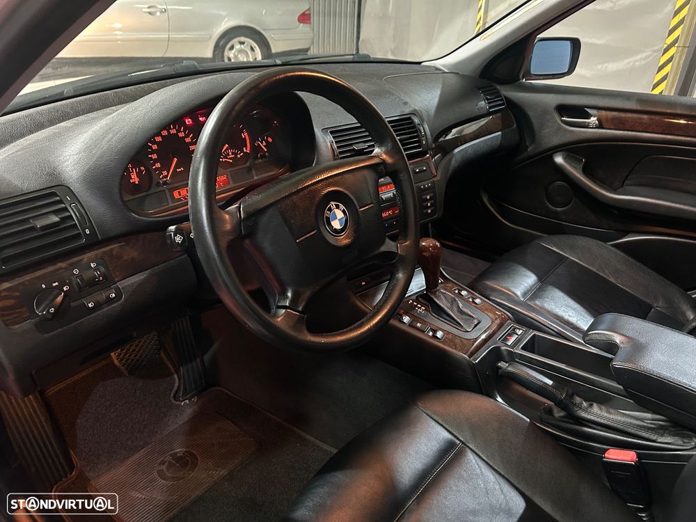 BMW 330 dA - 12