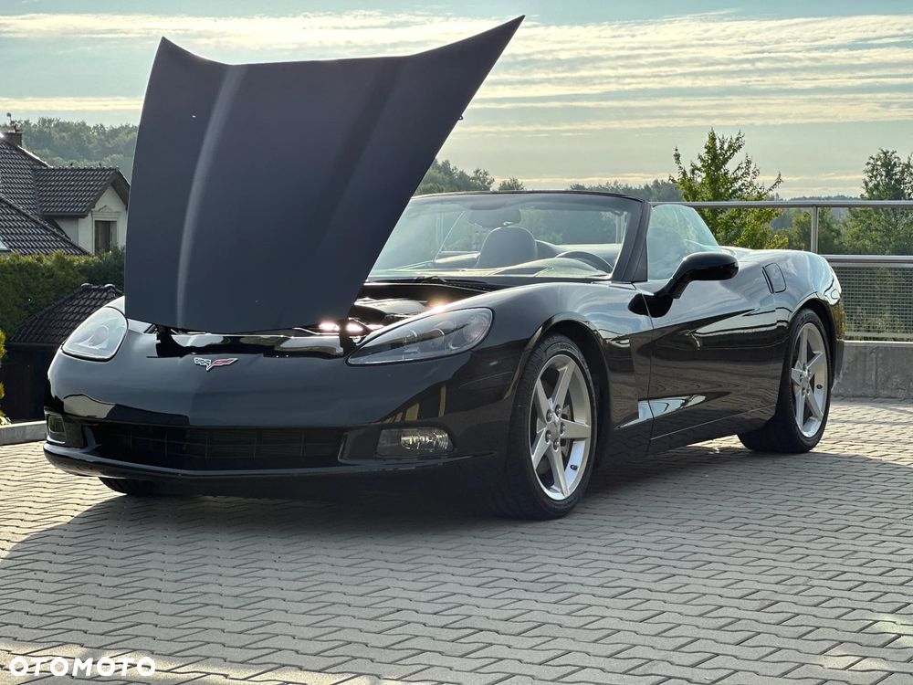 Chevrolet Corvette - 25