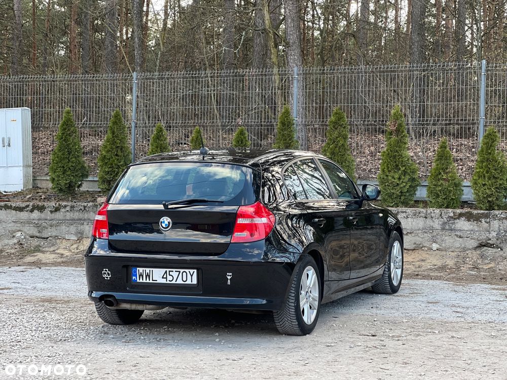 BMW Seria 1 118i Edition Sport - 9