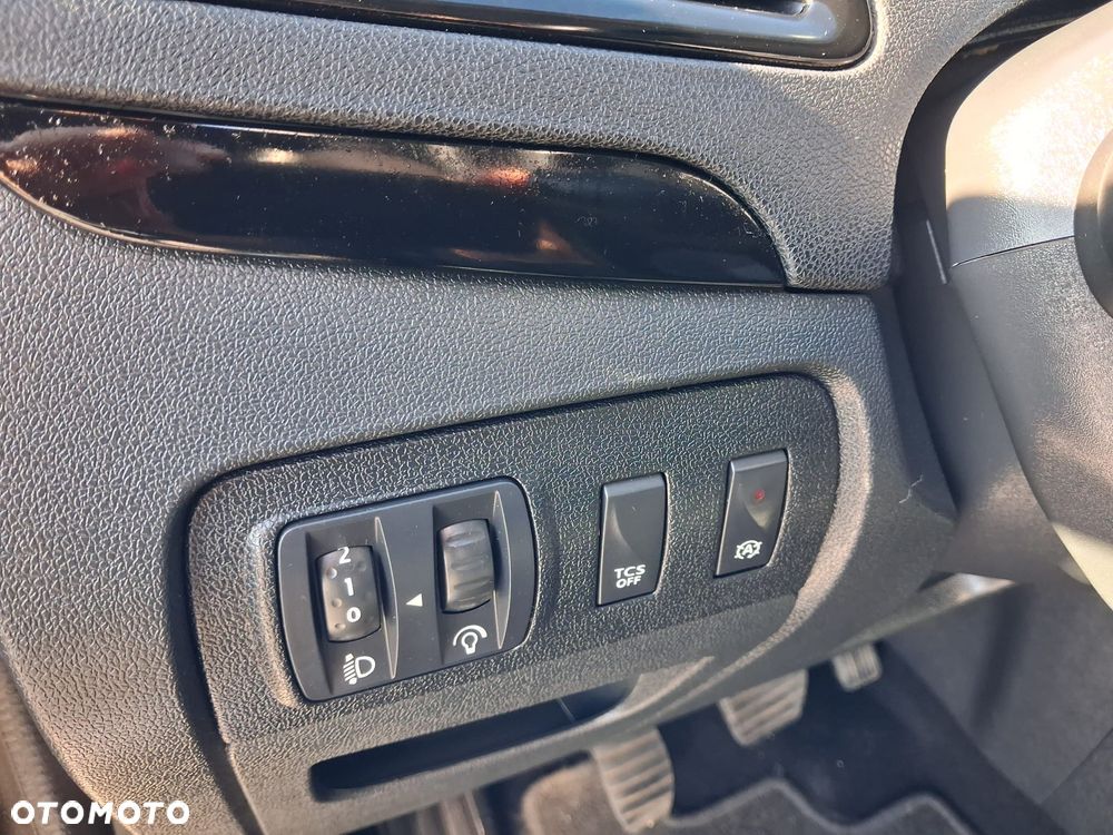 Renault Grand Scenic ENERGY TCe 130 BOSE EDITION - 25