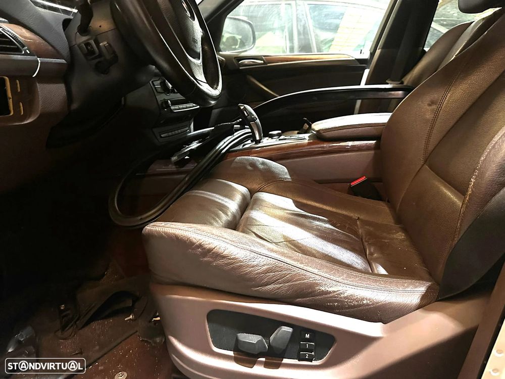 BMW E70 X5 35d XDrive Aut. 286cv  210kW Ano 2007 - 2010 Ref Motor M57D30 (306D5) - 15