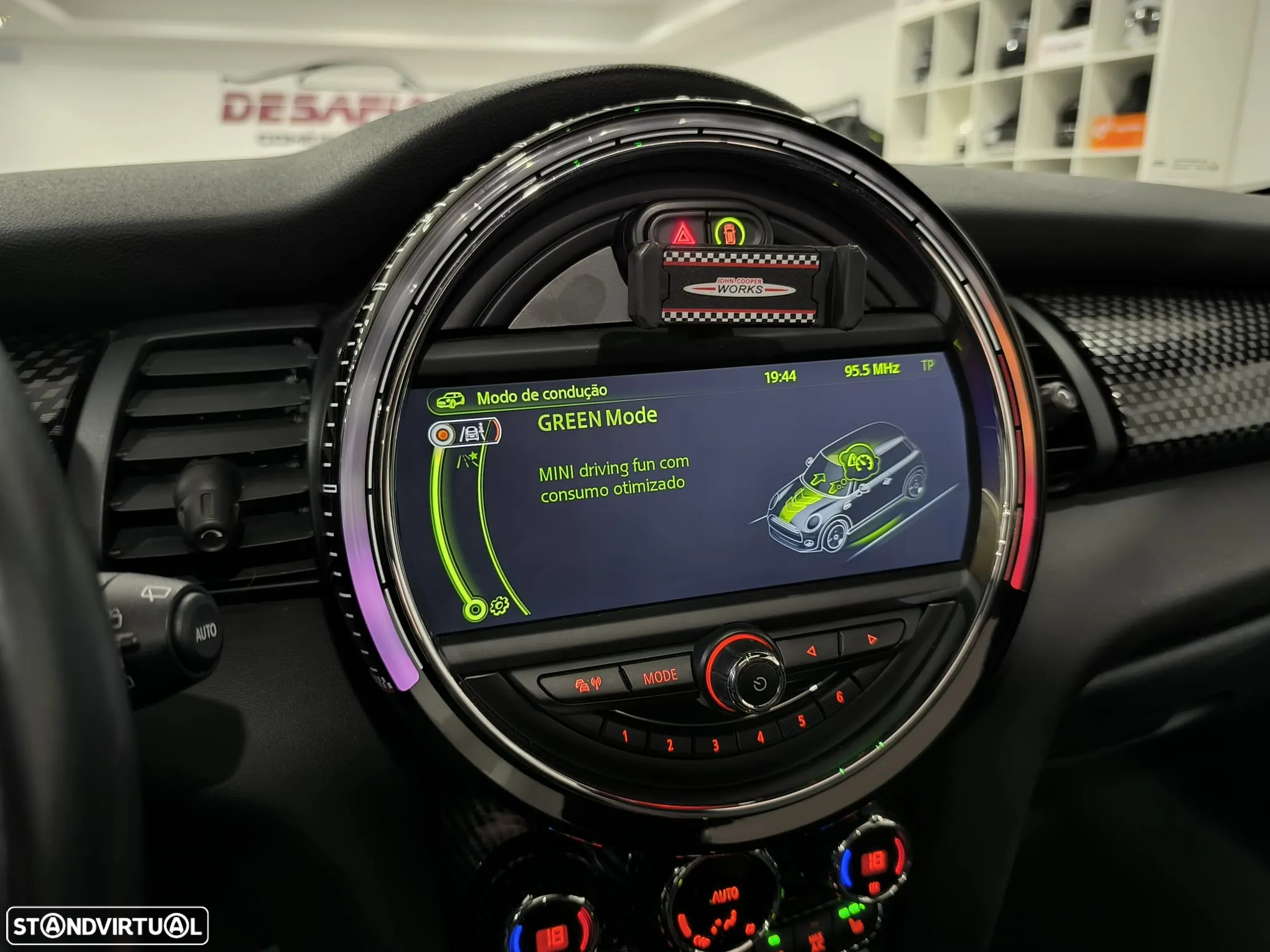 MINI 3 Portas John Cooper Works Sport Aut. - 47