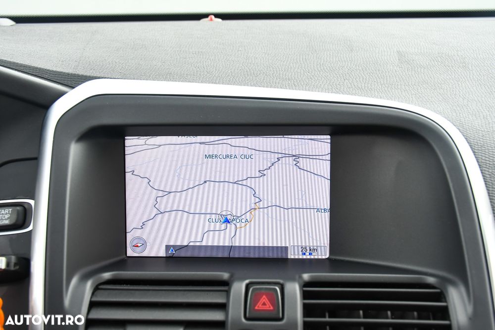 Volvo XC 60 D5 AWD Aut. Summum - 16