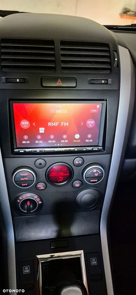 Suzuki Grand Vitara 2.0 Comfort - 13