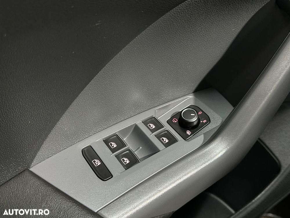 Volkswagen T-Cross - 16