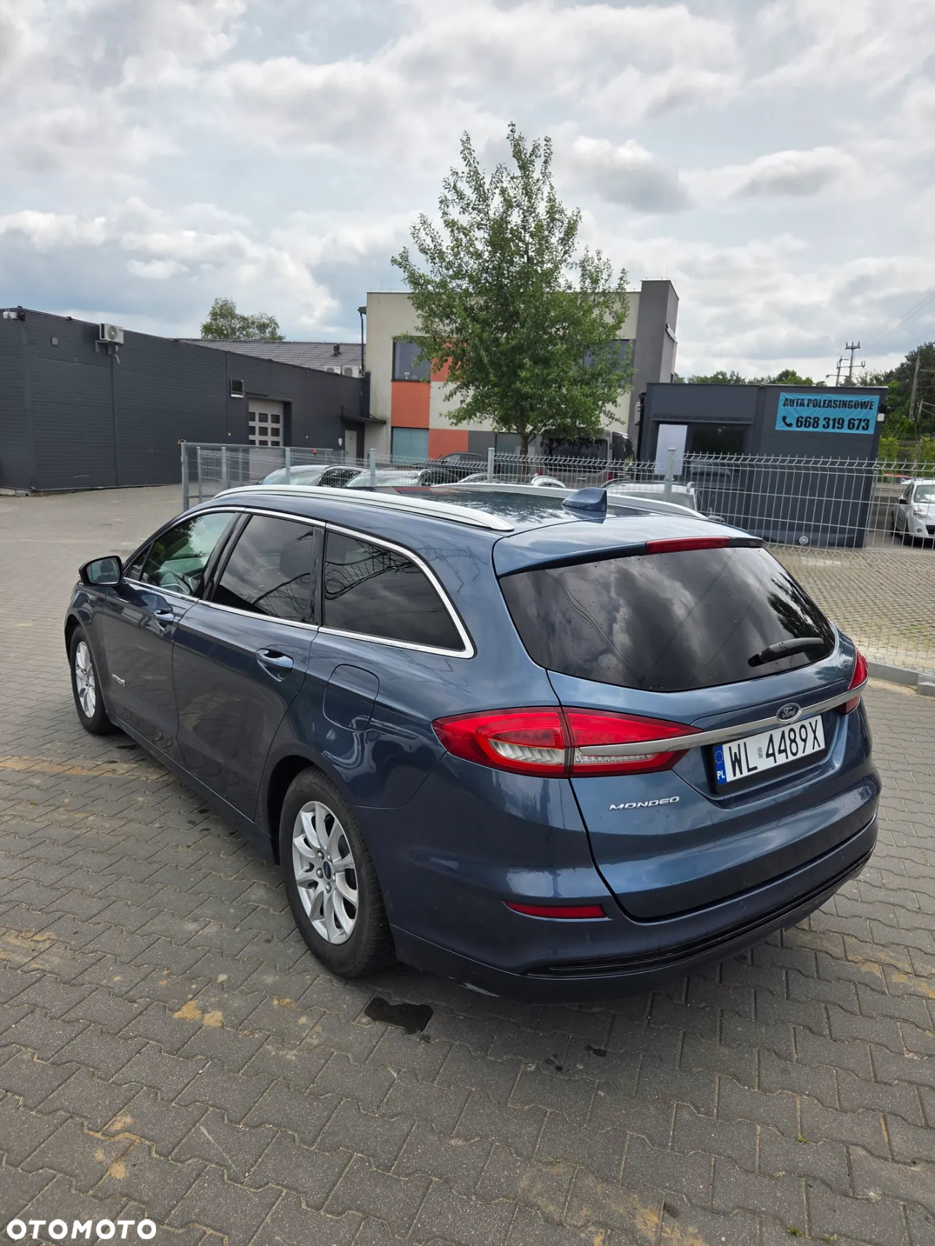 Ford Mondeo 2.0 Hybrid Titanium - 4