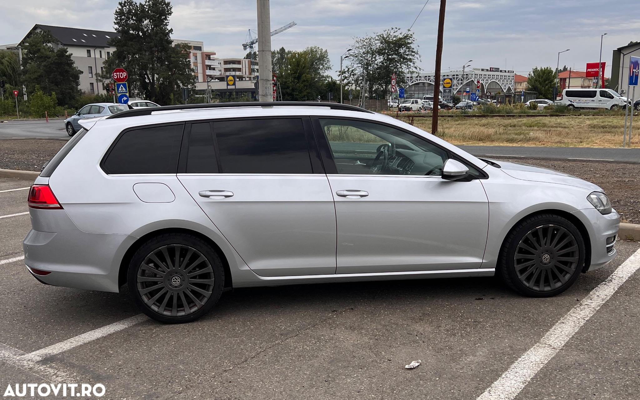 Volkswagen Golf 2.0 TDI DPF BMT DSG Highline - 9
