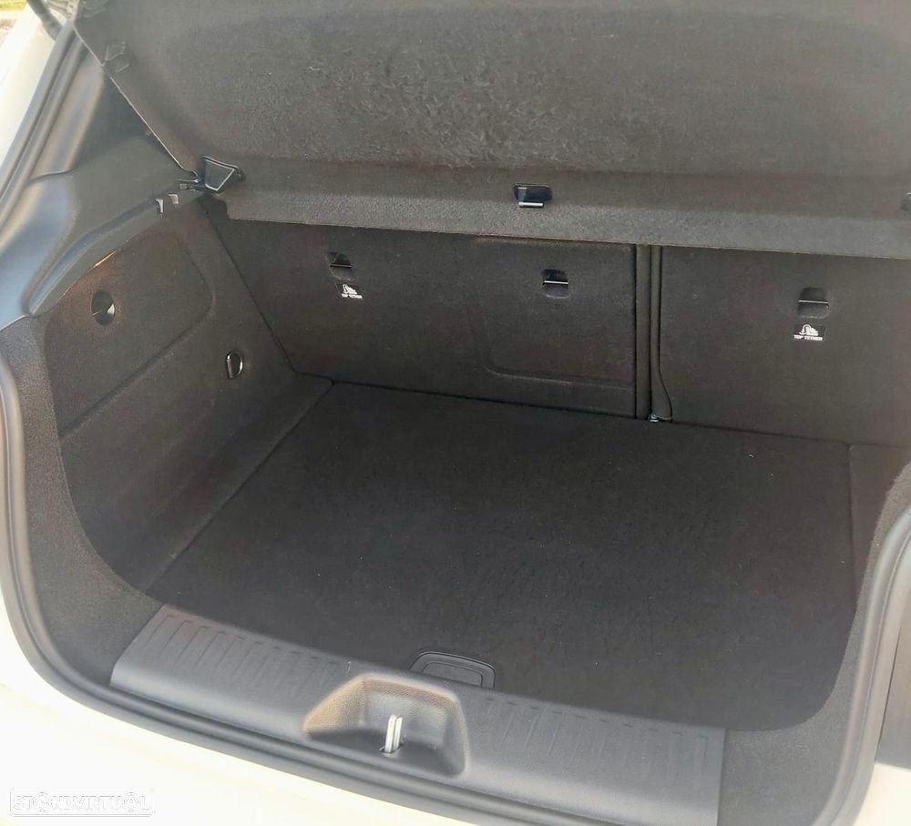 Mercedes-Benz A 180 d Aut. - 4