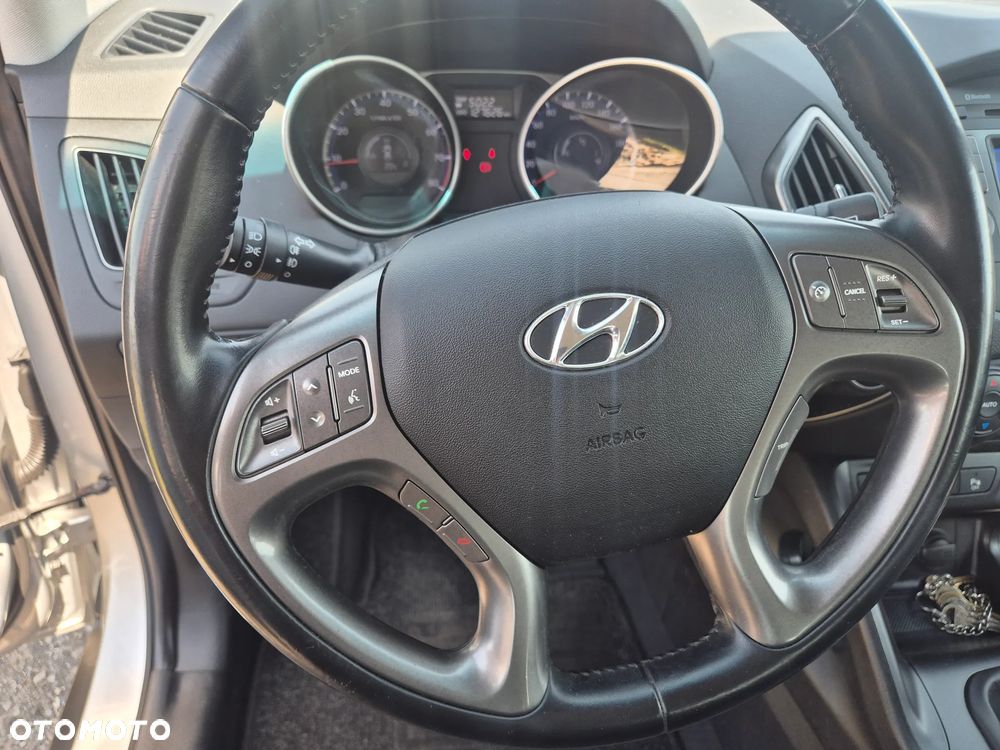 Hyundai ix35 blue 1.6 2WD Finale Silver - 18