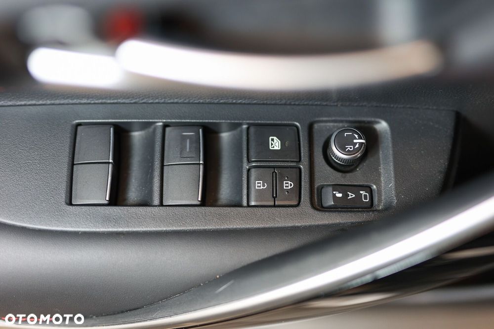 Toyota Corolla 2.0 Hybrid GR Sport Dynamic - 32