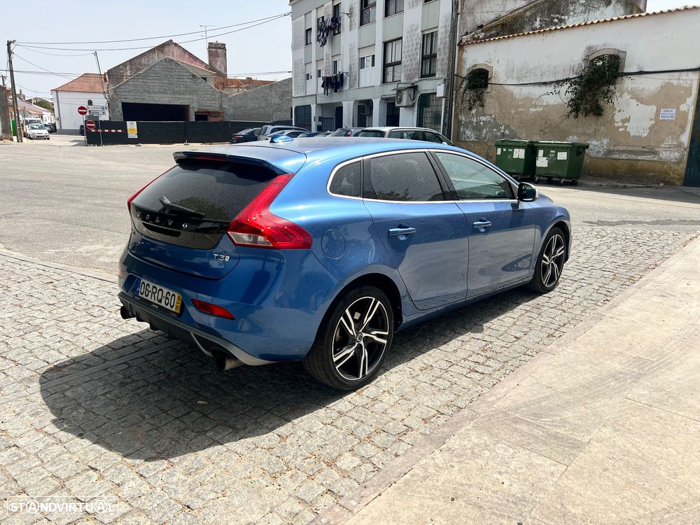 Volvo V40 1.5 T3 Sport Edition R Geartronic - 1