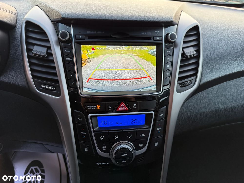 Hyundai i30 - 32
