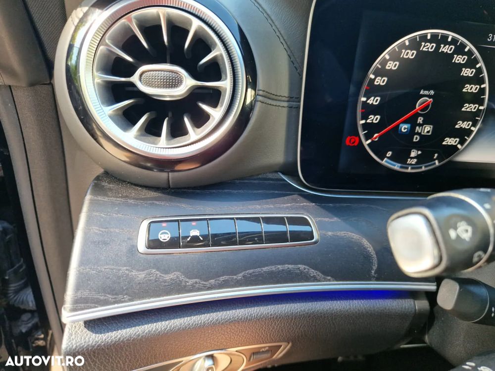 Mercedes-Benz E 220 d Coupe 9G-TRONIC AMG Line - 13