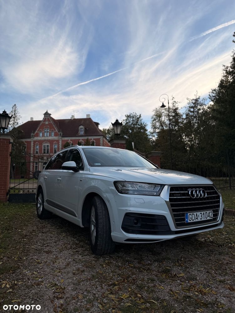 Audi Q7 2016 photo 5