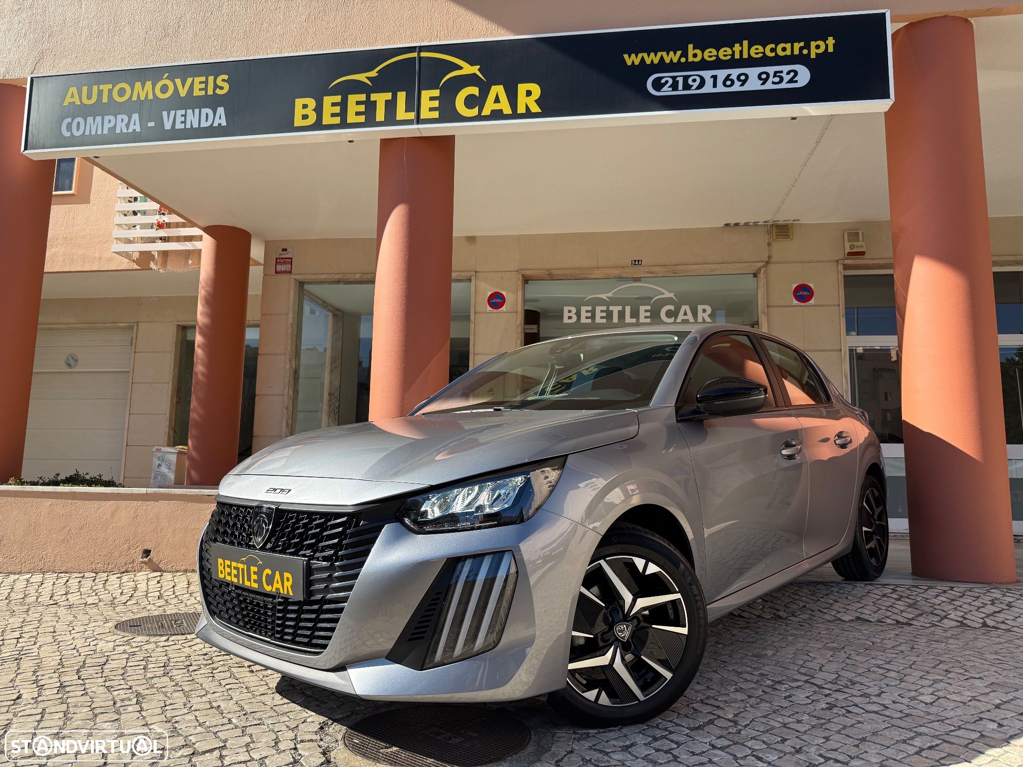 Peugeot 208 1.2 PureTech Active Pack - 1