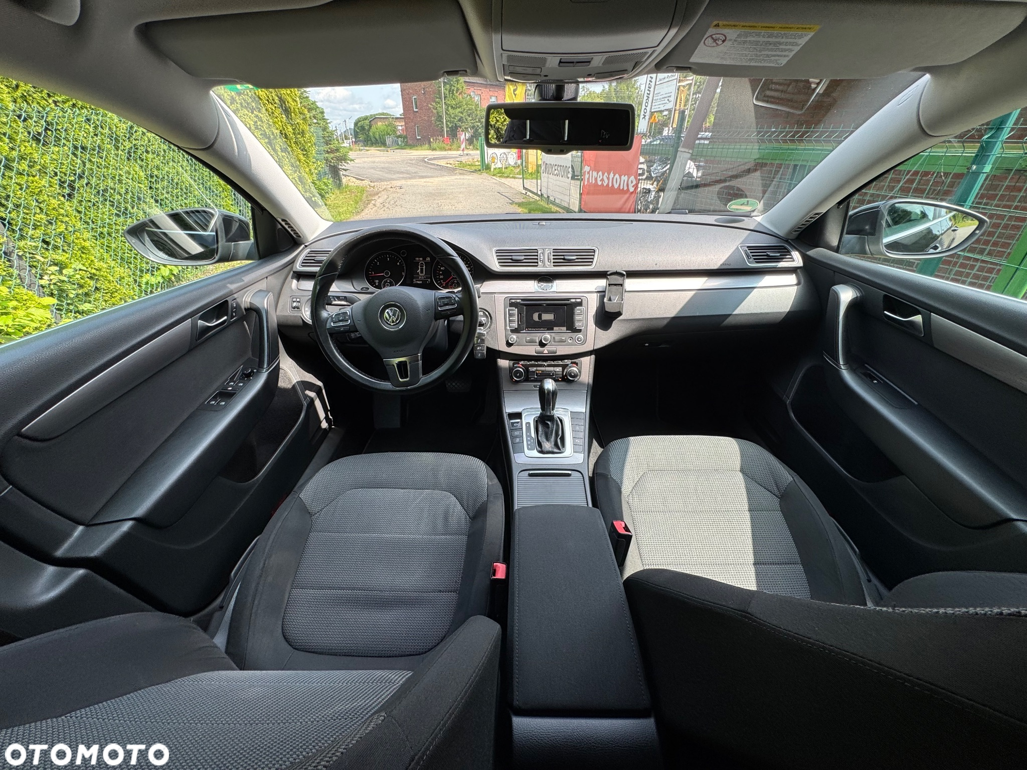 Volkswagen Passat 2.0 TDI Comfortline DSG - 10