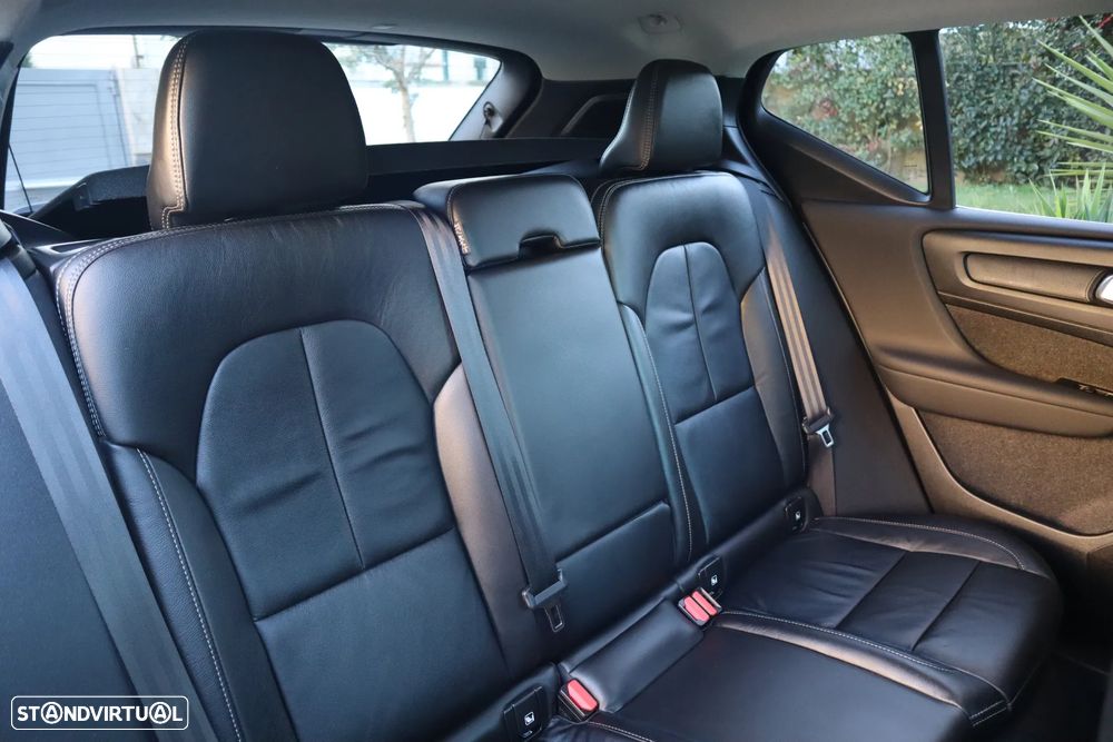 Volvo XC 40 1.5 T5 PHEV Inscription - 31