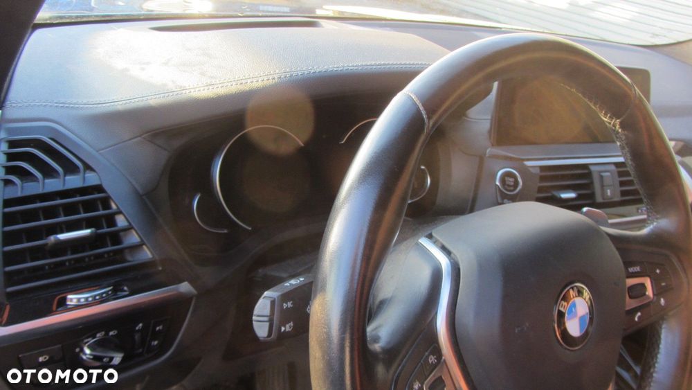 BMW X3 G01 G02 X4 DESKA ROZDZIELCZA KONSOLA POD HEAD UP Z NICIĄ 7937975 - 1