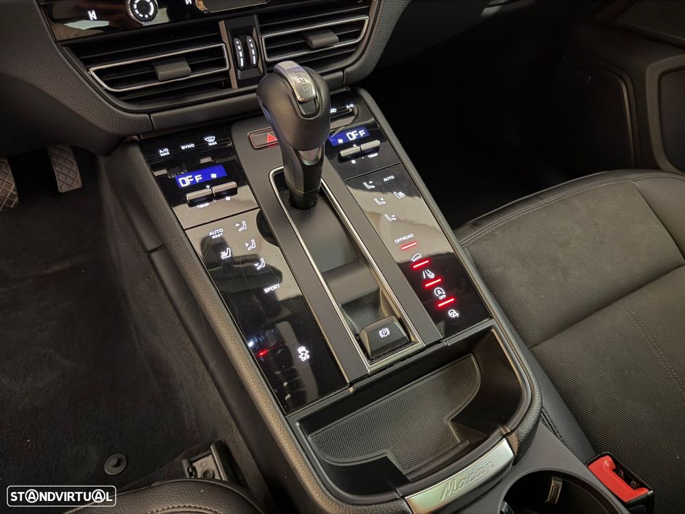 Porsche Macan T PDK - 27