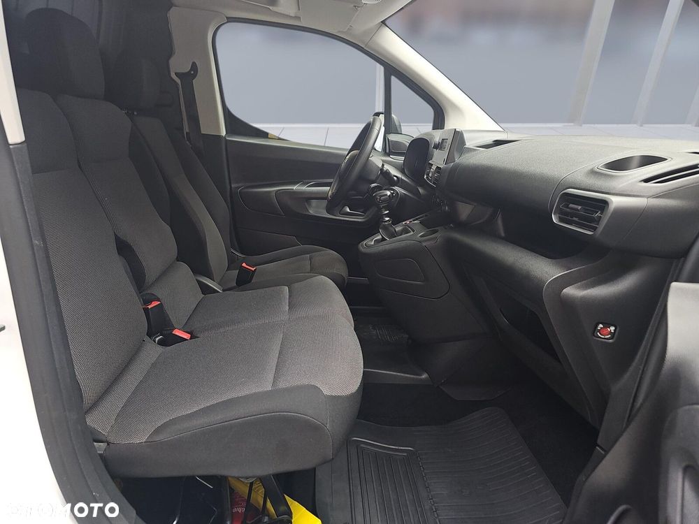 Toyota ProAce 2.3T 1.5 D-4D 100KM std Furgon Active - 9